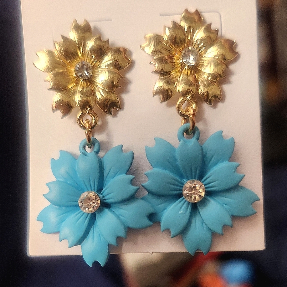 Beautiful Gold & Blue Flower Dangle Earrings